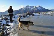 20 Pozza d'abbeverata mandrie ghiacciata con vista in Alben